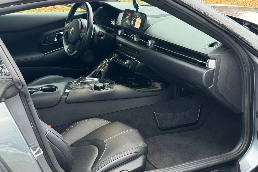 2022 Toyota GR Supra 5th Gen - Image 30 of 31