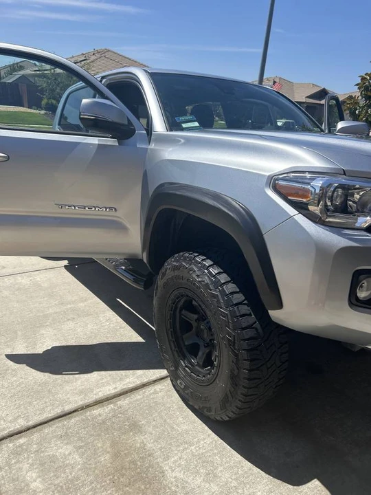 2022 Toyota 4Runner 5th Gen - Image 5 of 17