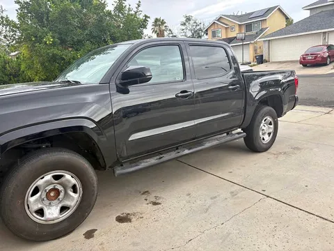 2022 Toyota Tacoma Double Cab TRD Off-Road Pickup 4D 5 ft