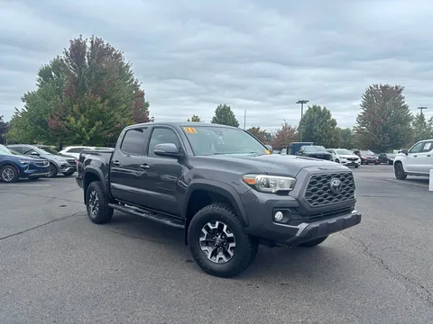 2022 Toyota Tacoma TRD Off-Road Pickup 4D 5 ft