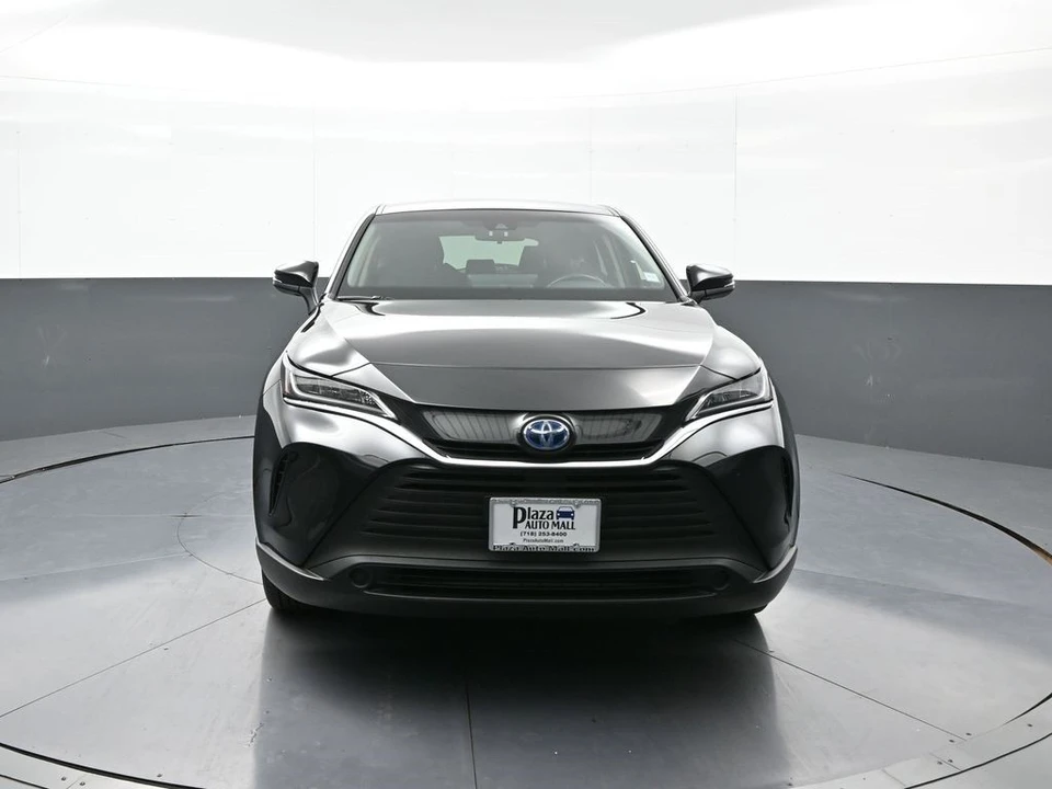 2022 Toyota Venza - Image 2 of 21