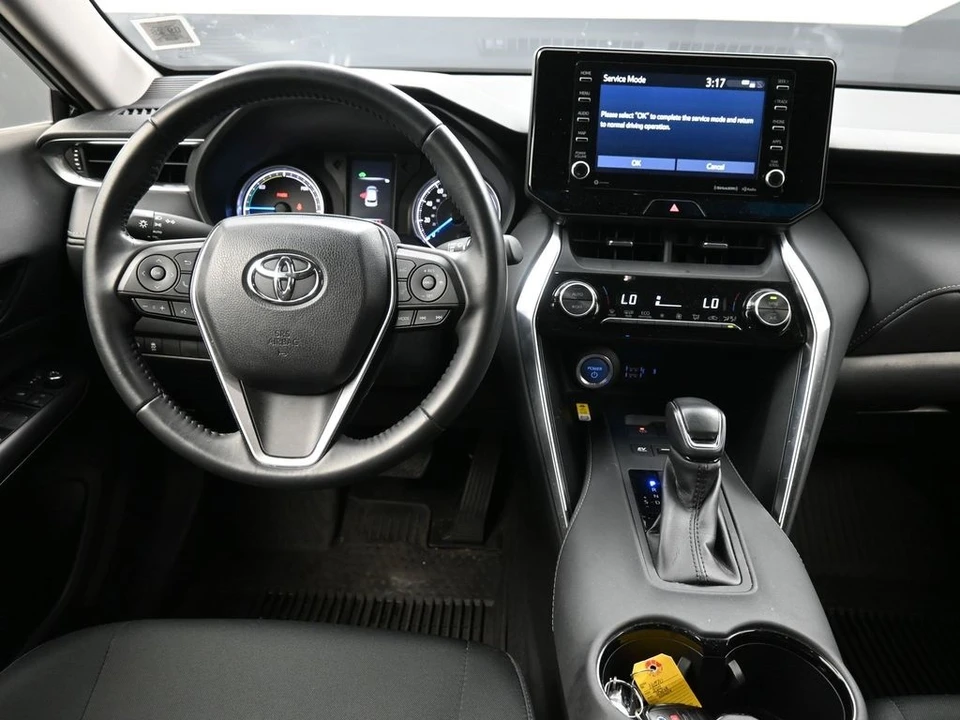 2022 Toyota Venza - Image 19 of 21