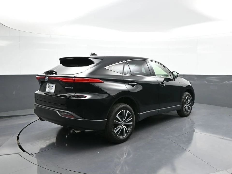 2022 Toyota Venza - Image 6 of 21