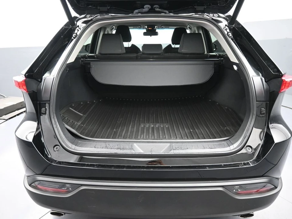 2022 Toyota Venza - Image 21 of 21