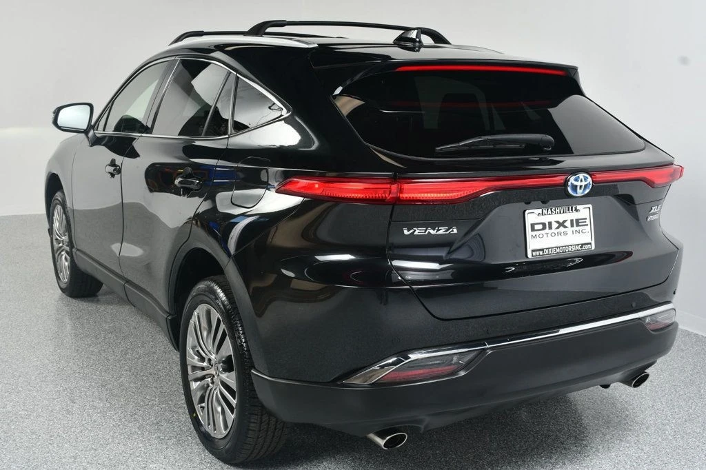 2022 Toyota Venza - Image 7 of 12