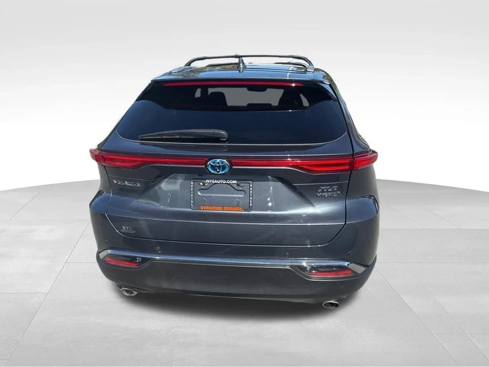 2022 Toyota Venza - Image 4 of 12