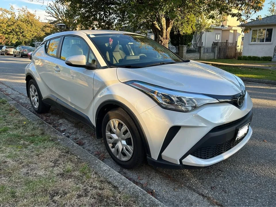 2022 Toyota C-HR - Image 3 of 11