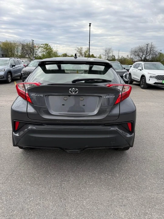 2022 Toyota C-HR - Image 4 of 6