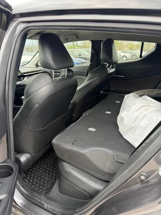 2022 Toyota C-HR - Image 6 of 6