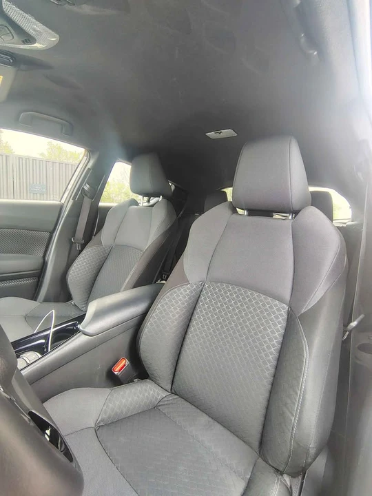 2022 Toyota C-HR - Image 7 of 8