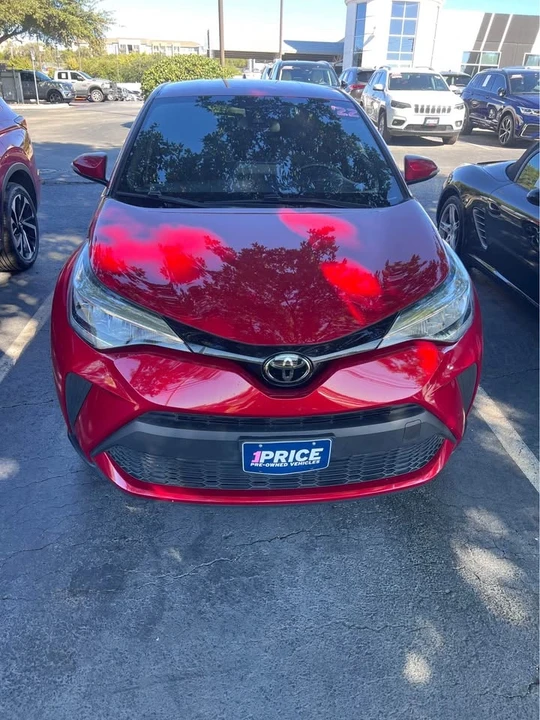 2022 Toyota C-HR - Image 3 of 11