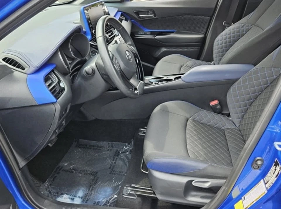 2022 Toyota C-HR - Image 7 of 12