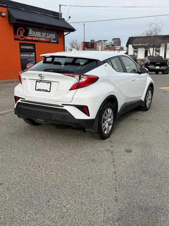 2022 Toyota C-HR - Image 3 of 5