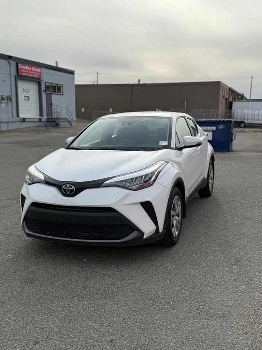 2022 Toyota C-HR - Image 2 of 5