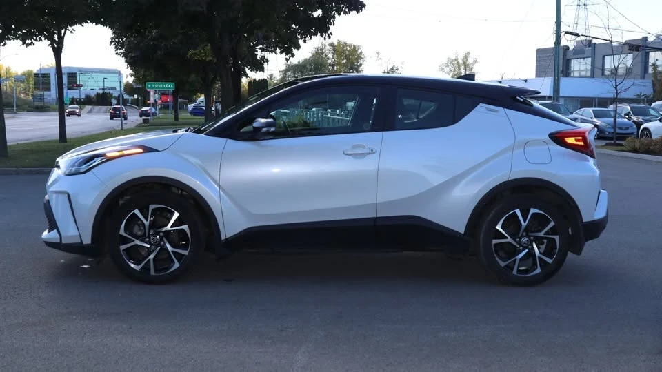 2022 Toyota C-HR - Image 3 of 5