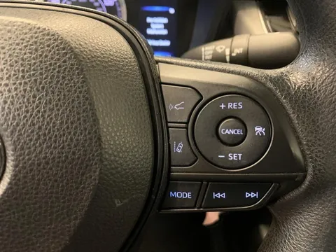 2022 Toyota Corolla 12th Gen - Image 2 of 20