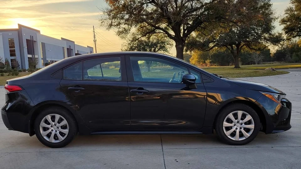 2022 Toyota Corolla 12th Gen - Image 4 of 10