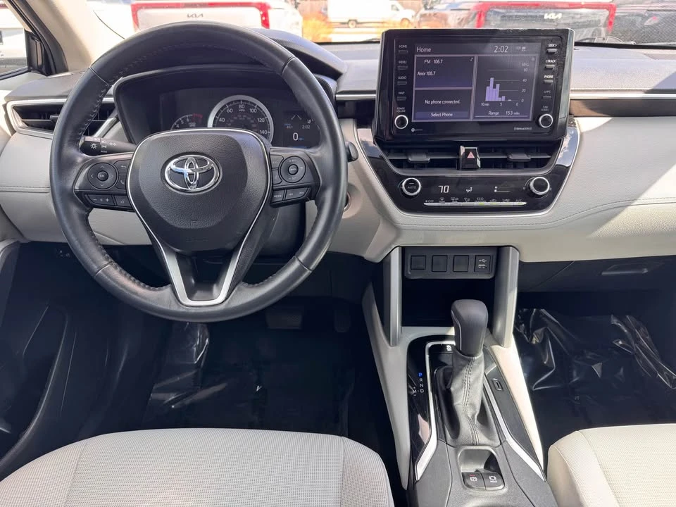 2022 Toyota Corolla Cross - Image 12 of 20