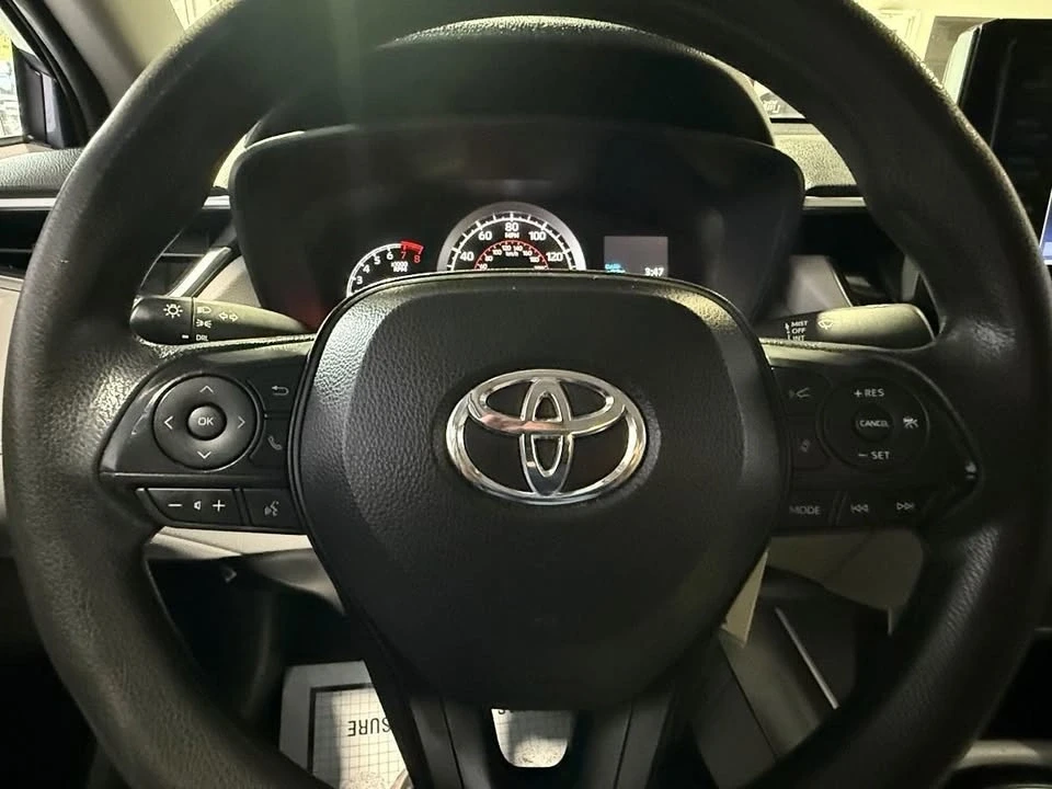 2022 Toyota Corolla Cross - Image 13 of 16