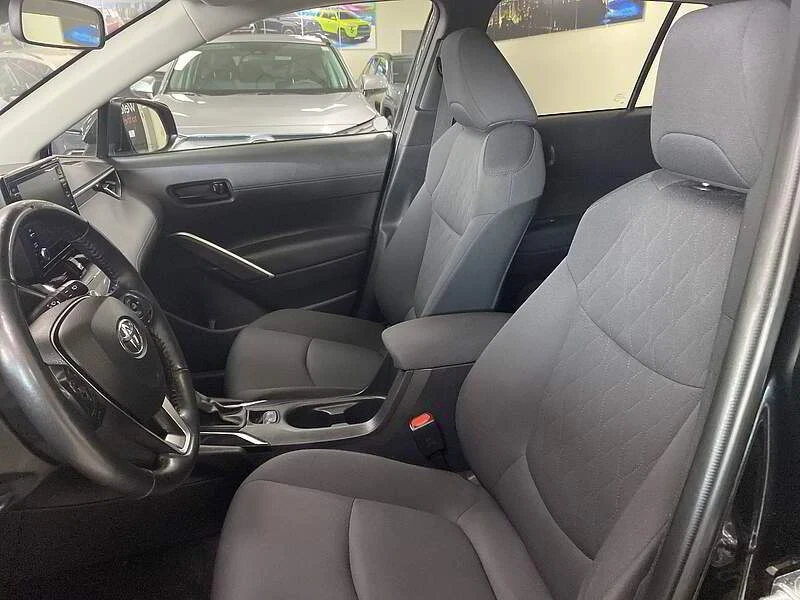 2022 Toyota Corolla Cross - Image 13 of 20