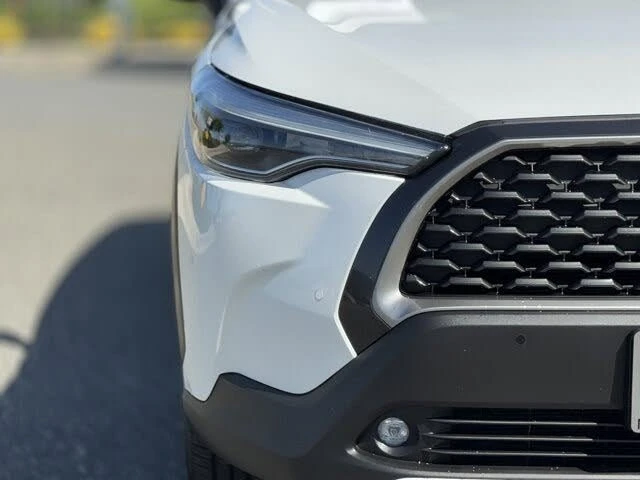 2022 Toyota Corolla Cross - Image 10 of 20