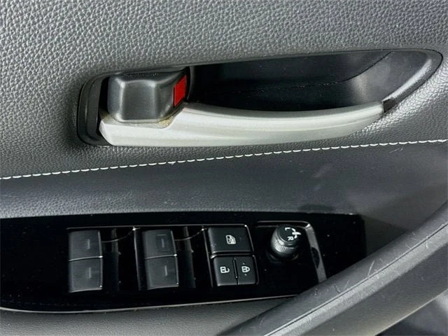 2022 Toyota Corolla 12th Gen - Image 17 of 20