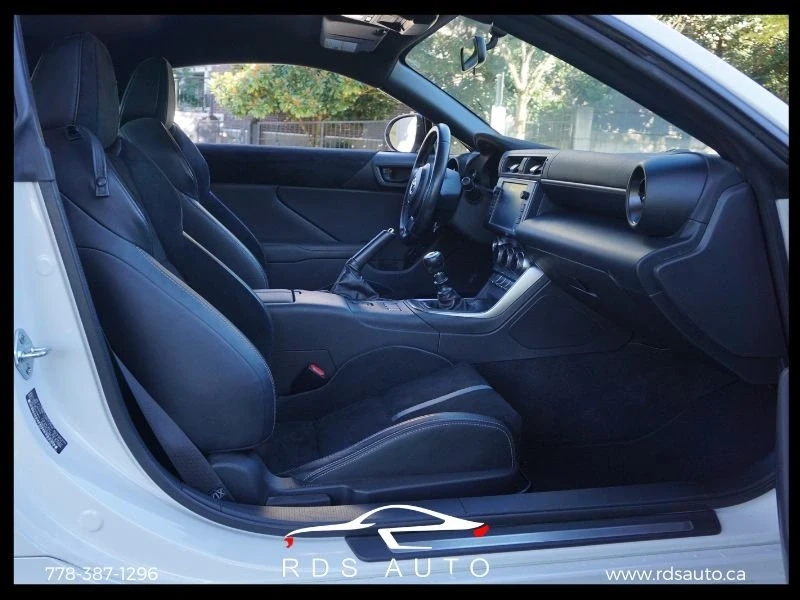2022 Toyota GR86 2nd Gen - Image 11 of 19