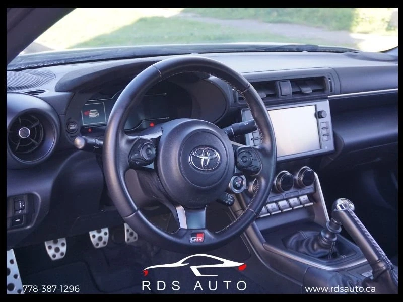 2022 Toyota GR86 2nd Gen - Image 9 of 19