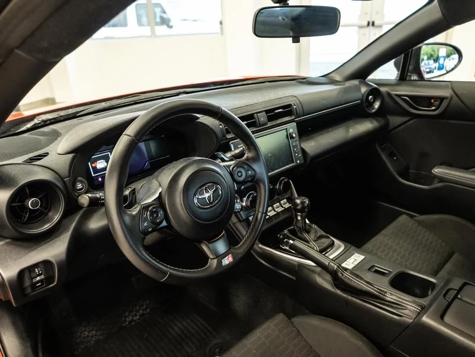 2022 Toyota GR86 2nd Gen - Image 8 of 14