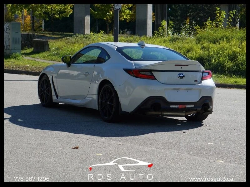 2022 Toyota GR86 2nd Gen - Image 7 of 19