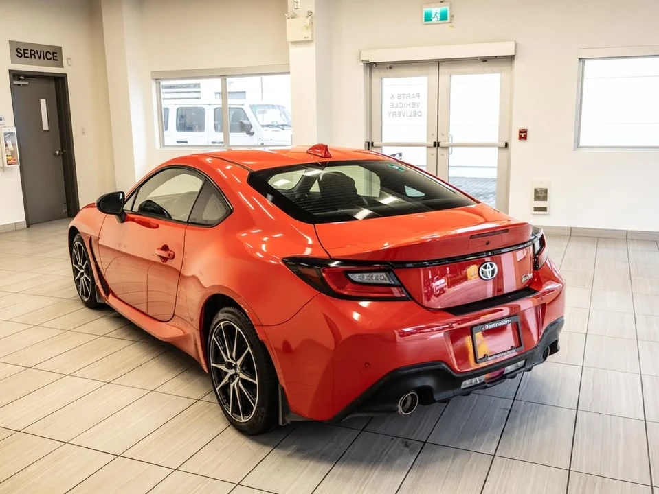 2022 Toyota GR86 2nd Gen - Image 6 of 14