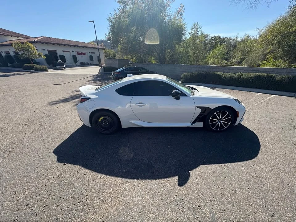 2022 Toyota GR86 2nd Gen - Image 4 of 6