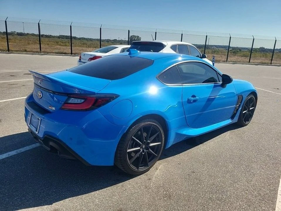 2022 Toyota GR86 2nd Gen - Image 2 of 4