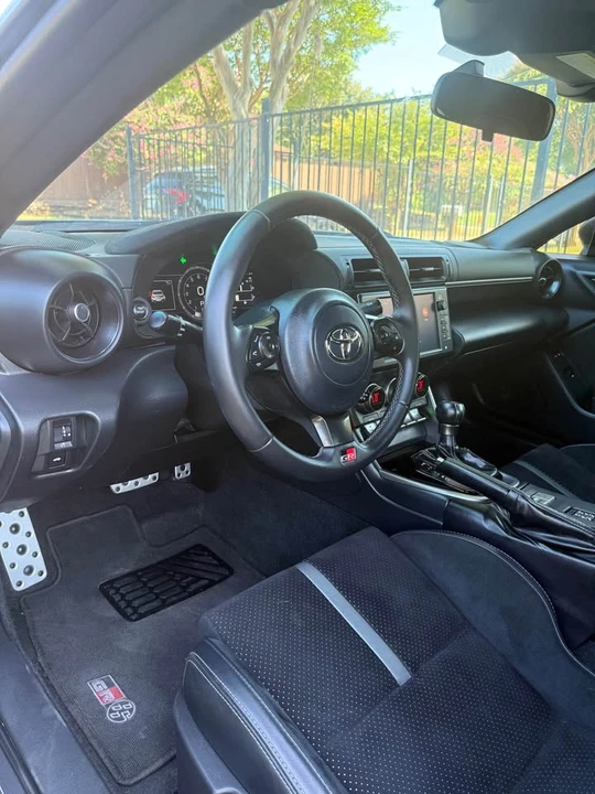 2022 Toyota GR86 2nd Gen - Image 7 of 8