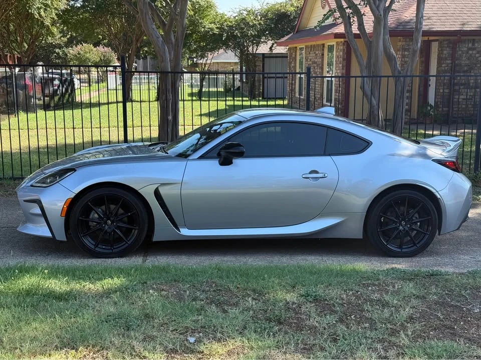 2022 Toyota GR86 2nd Gen - Image 2 of 8