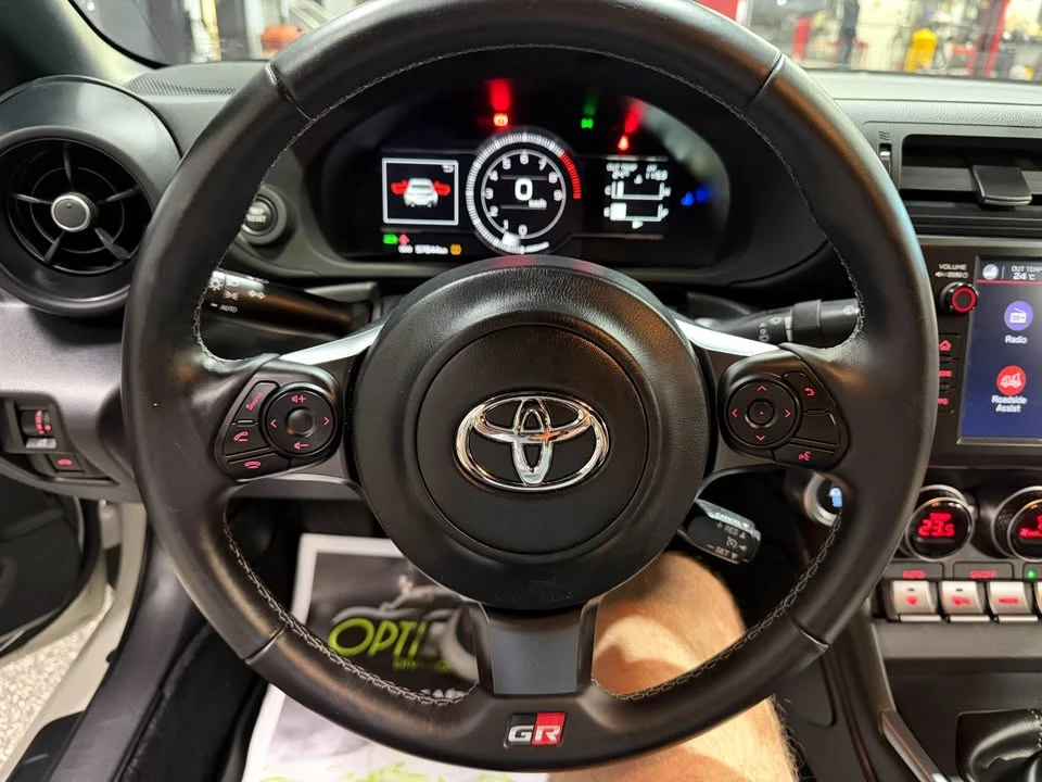 2022 Toyota GR86 2nd Gen - Image 12 of 16