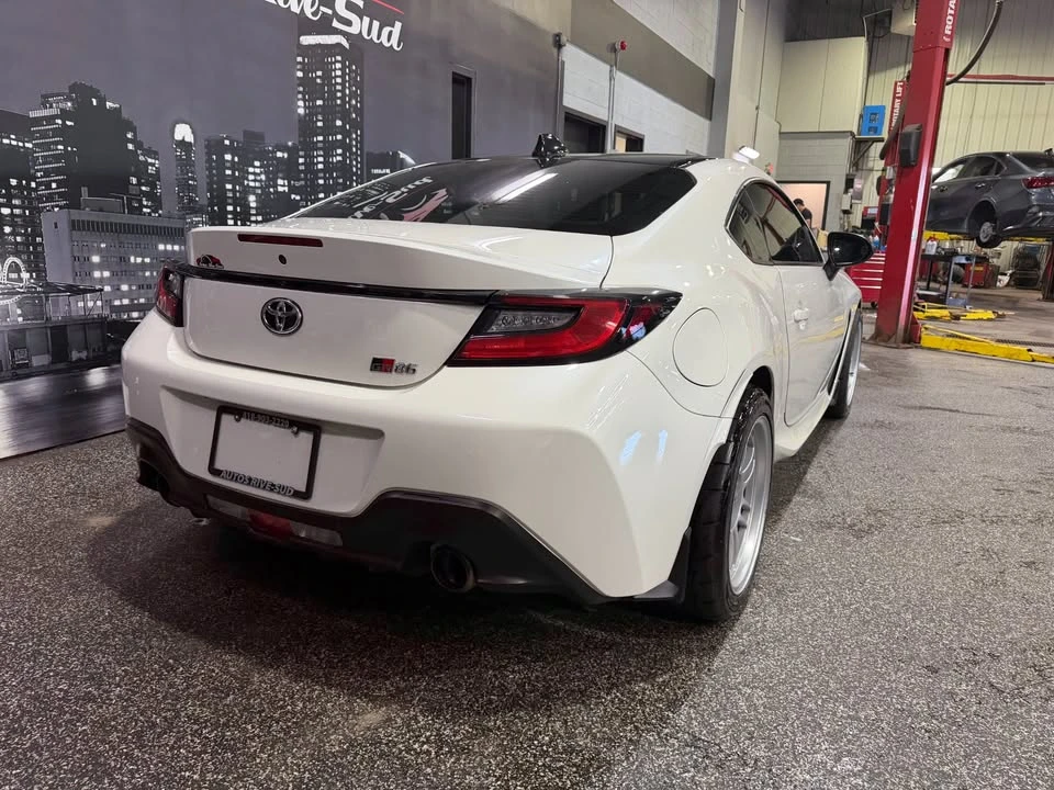 2022 Toyota GR86 2nd Gen - Image 4 of 16