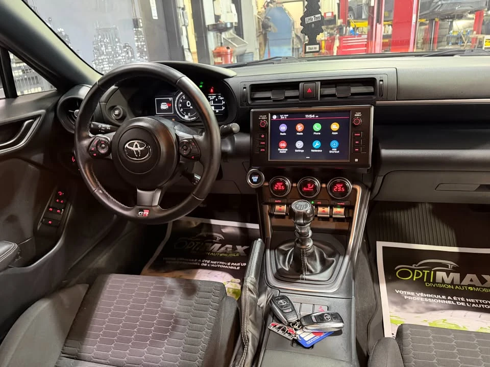 2022 Toyota GR86 2nd Gen - Image 9 of 16