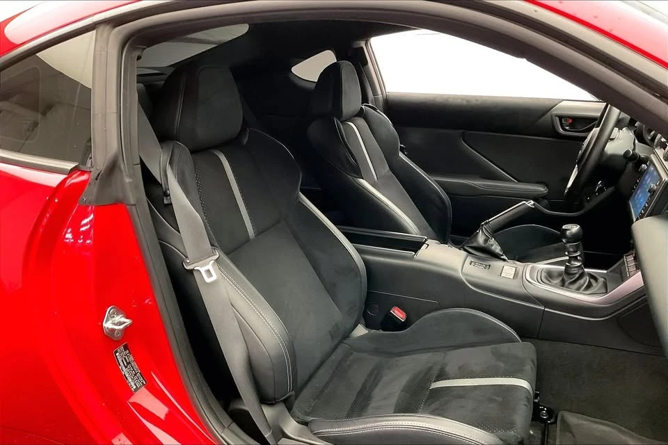 2022 Toyota GR86 2nd Gen - Image 11 of 16