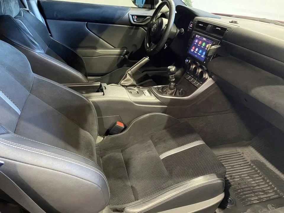 2022 Toyota GR86 2nd Gen - Image 5 of 19