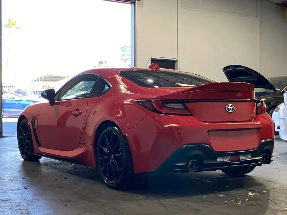 2022 Toyota GR86 2nd Gen - Image 2 of 19