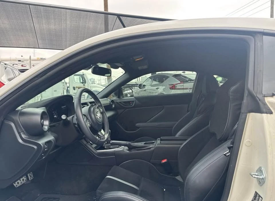 2022 Toyota GR86 2nd Gen - Image 5 of 5