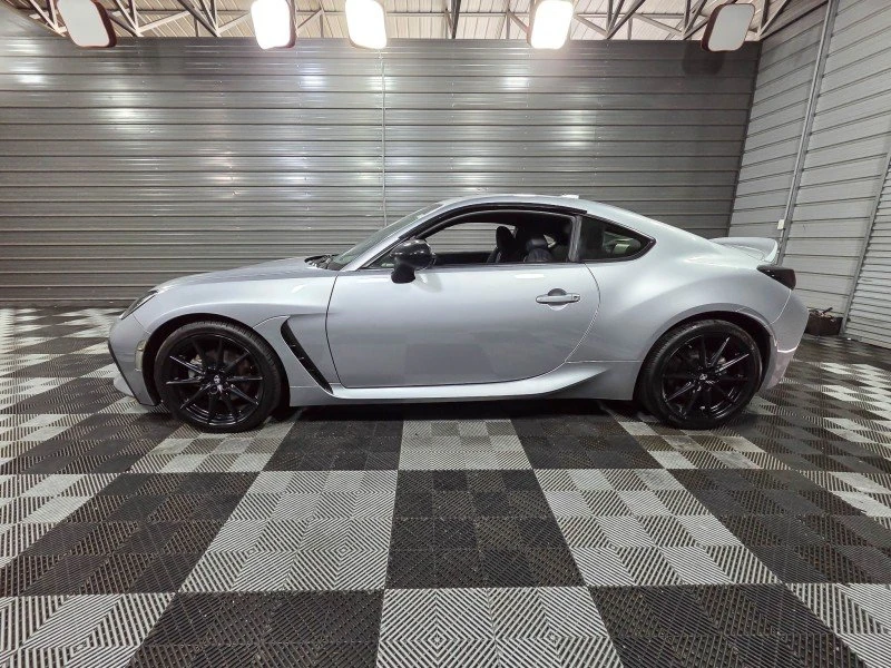 2022 Toyota GR86 2nd Gen - Image 5 of 16