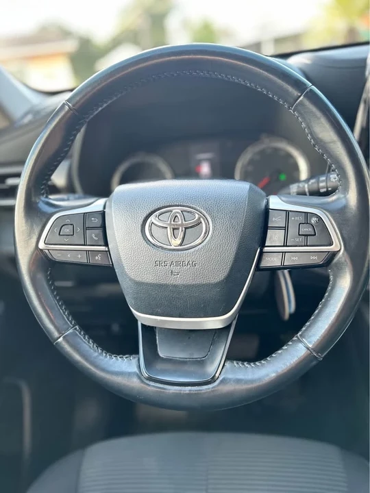 2022 Toyota Highlander - Image 6 of 14
