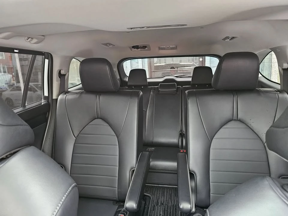 2022 Toyota Highlander - Image 16 of 20