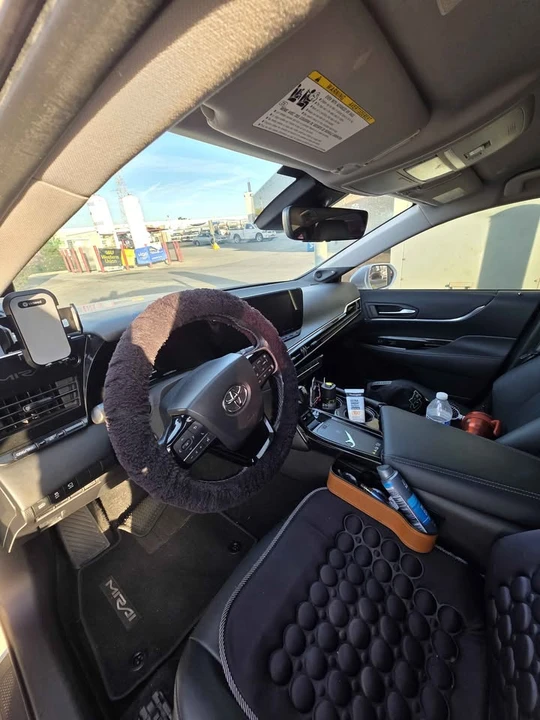2022 Toyota Mirai - Image 5 of 9