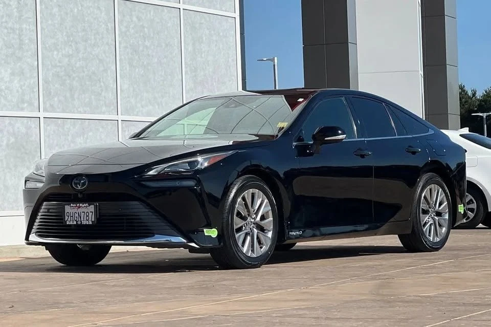2022 Toyota Mirai - Image 4 of 15