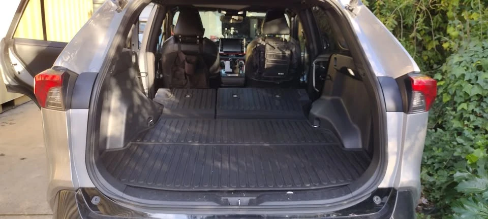 2022 Toyota RAV4 5th Gen - Image 16 of 19
