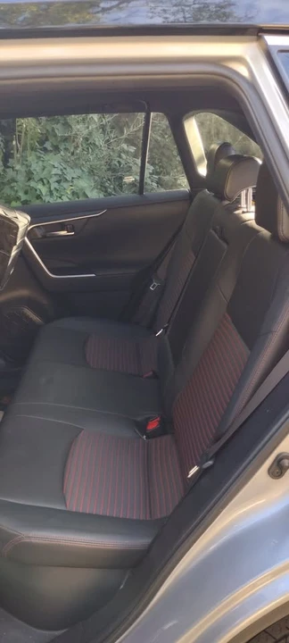 2022 Toyota RAV4 5th Gen - Image 18 of 19