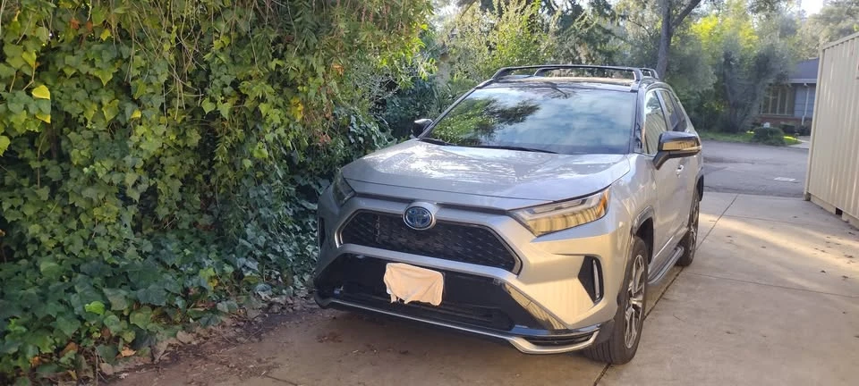 2022 Toyota RAV4 5th Gen - Image 4 of 19